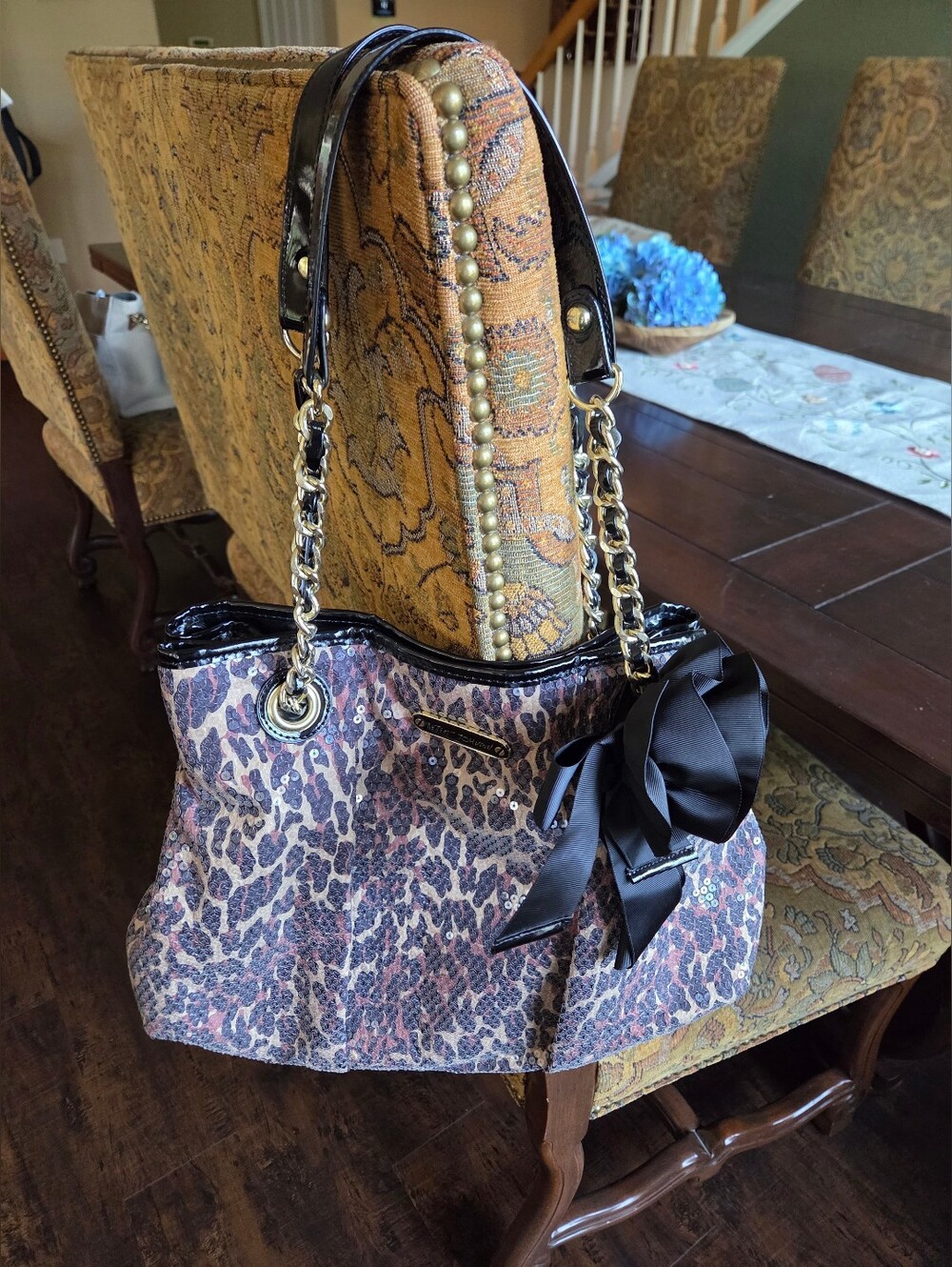 Betsey Johnson Leopard Sequin Large Shoulder Bag In Excellent Like New Condition